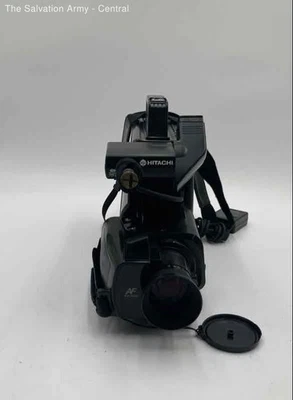 Hitachi CCD-II VHS Integrated Camera With Built-In Microphone And Charger - Image 1 of 4
