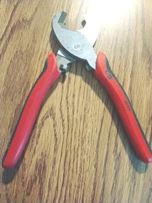 Gardner Bender High-Leverage 8 In. Cable Cutter GC-375 Gardner Bender Used good  - Image 1 of 4