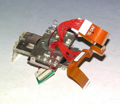 Cables de cinta y marco para cámara digital Nikon COOLPIX 995 E995 - Piezas de reparación Foto 1 de 2