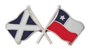 Chile Flag & Scotland Flag Friendship Courtesy Pin Badge - Picture 1 of 3
