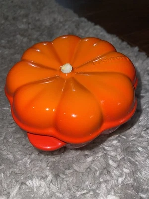 Le Creuset Cocotte Petite Pumpkin Casserole Orange 12oz Stoneware France ~ 5.75" - Image 1 of 4
