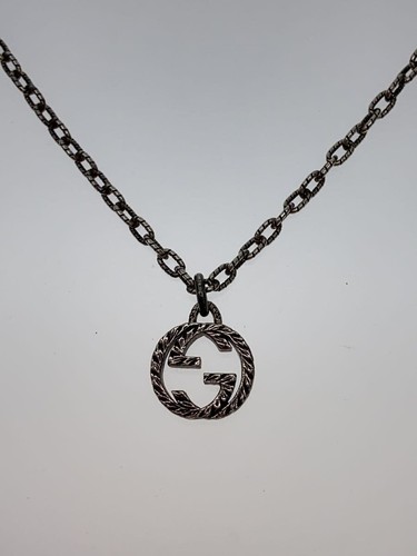 GUCCI SV925 Collana in argento con top da uomo usata