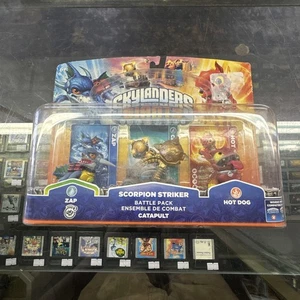 Skylanders Giants Scorpion Striker Battle Pack w/ Zap Catapult Hot Dog - Picture 1 of 8