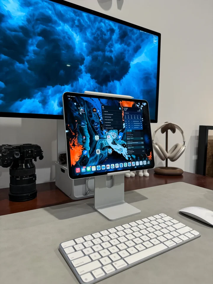 Supporto da scrivania  Desk Stand Braccio Dock Ipad tablet universale - Immagine 1 di 4