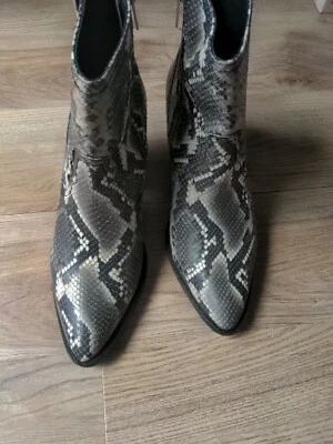 Allsaints Rolene змеиной кожи кубинский каблук ботинок лодыжки ботинки женщин 10 EU 41 - Изображение 1 из 4