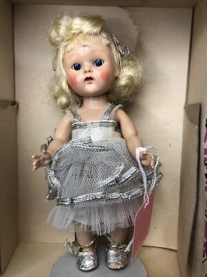 "Muñeca Vogue vintage de 8"" Ginny bailarina rubia SL caminante con caja #CB Foto 1 de 4