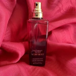 VICTORIA’S  SECRET ~ Very  Sexy … Fragrance Mist Perfume … 2.5 oz … 98% Full - Picture 1 of 6