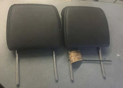VAUXHALL ZAFIRA 2006 PAIR OF VERY REAR LEATHER HEADRESTS - Image 1 of 4