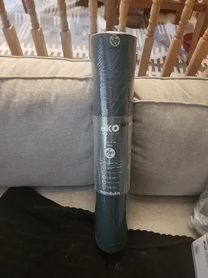 Manduka eKO Estera de Yoga 5mm 71 X 26 Brean Carbón Nuevo Envío Gratis Foto 1 de 3