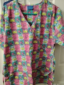 Carol Scrub 2 Pocket Scrub Top w Frogs & Flowers & Drawstring Waist Size L - Picture 1 of 1