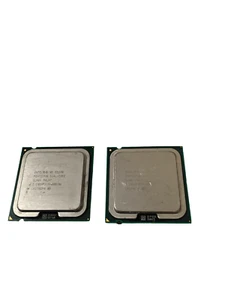 LOT OF 2 Intel Pentium E2200 2.20GHz Dual Core 1MB 800MHz SLA8X LGA 775 - Picture 1 of 3