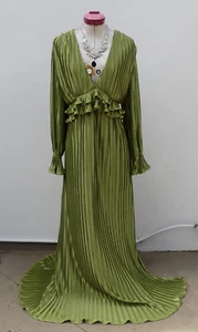 BOOHOO Olive Green Maxi DRESS Size 12 Plisse Pleats Ruffle Long Party Cocktail - Picture 1 of 8