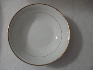 Westminster Japan Fine China Round Serving Bowl White Gold 9.25"w - Picture 1 of 6