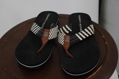 Tommy Hilfiger Zapatos Mujer Talla 8 Negro Chanclas Sandalias Tanga Rayas TH Logo Foto 1 de 4