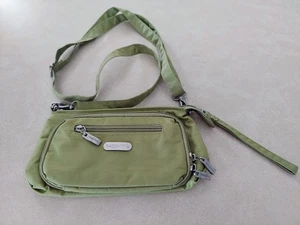 Baggallini Triple Zip Small Crossbody Green Bag Purse Lightweight Shoulder Bag - Picture 1 of 16