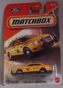 Auto Matchbox - 2025 Basic - #29/125 - Ford Police Interceptor - orange - Bild 1 von 6