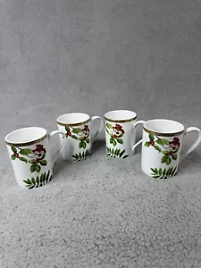St. Nicholas Square Holiday Laurel 18 Kt Gold Band Coffee Cup Mug Set Christmas - Picture 1 of 9