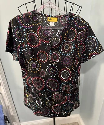 NEW Wonderwink Sundial Womens scrub top Extra Small XS Black pink print 6217A - Image 1 of 4