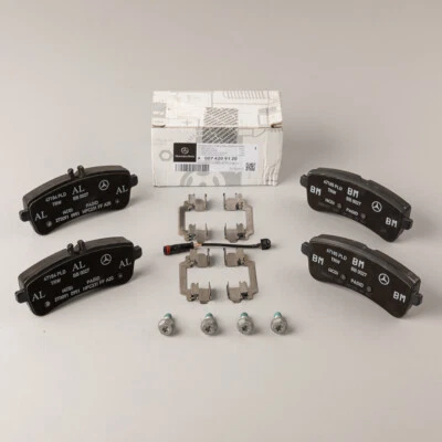 Kit pastillas freno trasero genuino OEM Mercedes Benz S63 S65 222 E63 213 SL63 231 AMG Foto 1 de 4