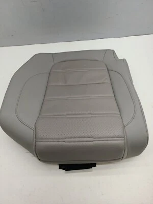 Cojín de asiento inferior trasero derecho del lado del pasajero Honda CR-V 2017-2022 FABRICANTE DE EQUIPOS ORIGINALES Foto 1 de 4
