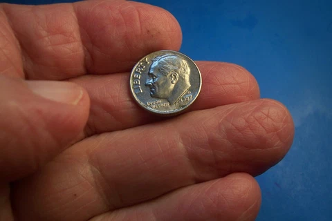 1987-D RARE ROOSEVELT DIME, CIRC. IN GREAT CONDITION, L23-158 Cover