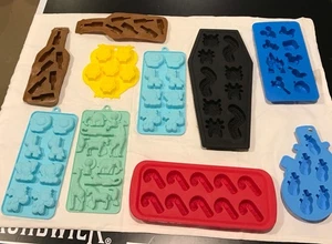 Silicone Candy& Ice Molds Lot Of 10, Mickey, Owls, Animals, Halloween, Bottles, - Picture 1 of 2