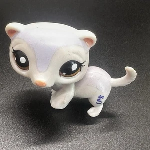 LPS Littlest Pet Shop Dos Tonos Púrpura Pálido Hurón #1666 Rosa Orejas Ojos Marrones - Imagen 1 de 16