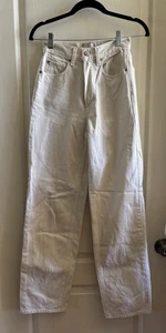 24 BDG Urban Outfitters High Rise Baggy Off White Denim Jeans Straight-ish Mom - Bild 1 von 5