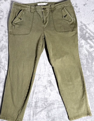 Torrid Women's Military Crop Ankle Twill Pants Olive Green Boho Stretch Size 20 - Image 1 of 4