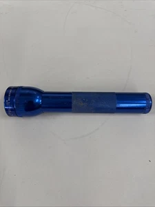 Linterna Mag-Lite 10” Azul 2D Celda Probada y Funcionando - Imagen 1 de 8