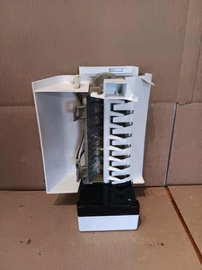 WHIRLPOOL KENMORE REFRIGERATOR ICE MAKER PART# 2212322 - Picture 1 of 3