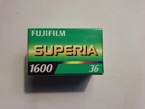 Fujicolor Superia 1600-36, 35 mm, caducado 2018-05, almacenado permanentemente en congelador - Imagen 1 de 4