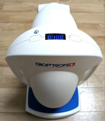 BIOPTRON Pro1 PSE Type with table stand Facial beauty device Working - Image 1 of 4