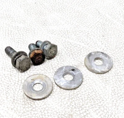 77 Yamaha TT500 TT 500 Rear Inner Fender Mud Guard Mounting Hardware Bolts - Image 1 of 3