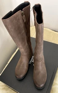SOREL Emelie Boots Sz 6.5 Nice all weather rubber sole. Inside zipper. Brown. - Picture 1 of 5
