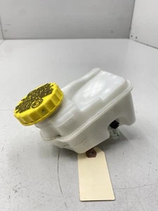 2019 Subaru Legacy Brake Master Reservoir MT OEM - Picture 1 of 10