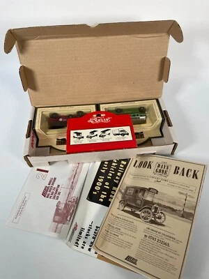 Lledo diecast 3 pack model vehicles. Original collectors club items. Boxed - Image 1 of 4