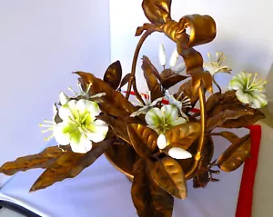 VTG Italy Hollywood Regency Large Tole Basket White Gold Flowers Centerpiece - Picture 1 of 9