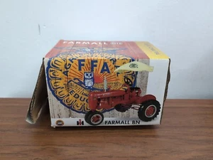 1/16 Ertl Farmall BN Tractor With Umbrella, 2004 Iowa FFA Edition - Picture 1 of 2
