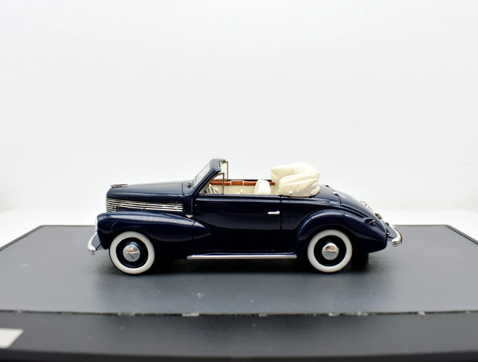 Modellino auto scala 1:43 Opel hebmuller kaptain cabriolet Matrix modellismo da - Immagine 1 di 4
