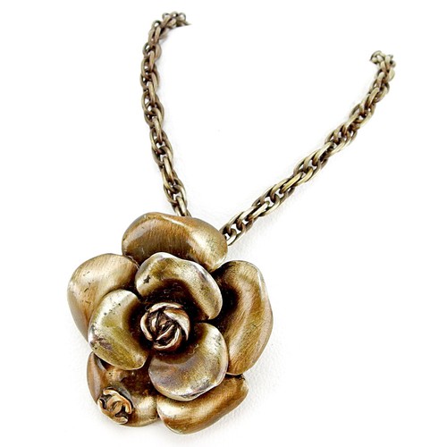 Collana Chanel Ciondolo Camelia Bronzo Donna Autentica Usata C2926