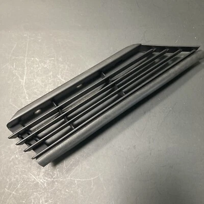 60509953 Moldura parrilla delantera derecha alfa romeo 164 Foto 1 de 4