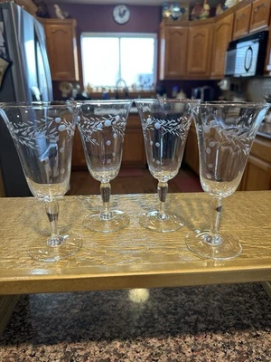 VTG 6 Oz Wine Glasses Willow Moon by Pioneer Etched Dot & Vine  Design  Set of 4 - Image 1 of 4