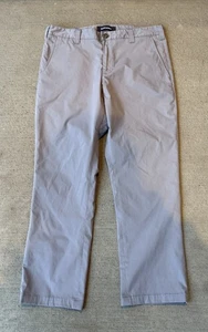 Bluffworks Mens Chino Pants Gray Classic Preppy Work Casual Outdoor Size 33X28 - Picture 1 of 5