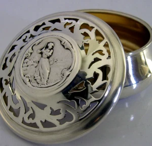 SELTENE ENGLISCHE STERLINGSILBER LAVENDEL POTPOURRI SCHATULLE 1904 ANTIK DAME GOLFING - Bild 1 von 7