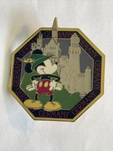 ALTE SELTENE LE Disney Auktionen P.I.N.S. Mickey Mouse in Germany Schloss Disney Pin - Bild 1 von 2