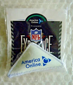 aOL AMERICA ONLINE NFL TABLE FINGER FOOTBALL NIP VINTAGE COMPUTER MAIL neocurio - Picture 1 of 3
