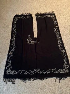 Women's Shawl Wrap Poncho Cape Black Tan Reversible Fringed One Size France - Picture 1 of 13
