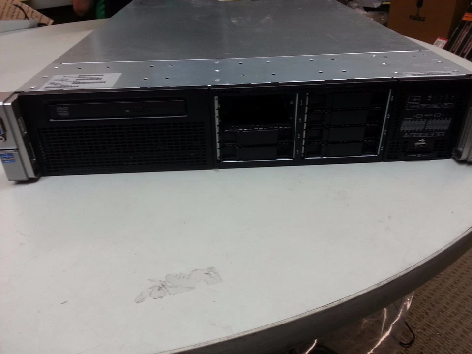 HP Proliant DL380 G8 64gb 8 core 32 processors X2 E5-2690 @ 2.90GHz - Image 1 of 4