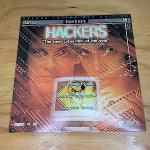 Hackers Laserdisc LD (1995) Deluxe Letter Box Edition Angelina Jolie NM Nice - Foto 1 di 12